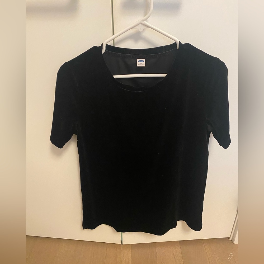 Worn once - Black velour top